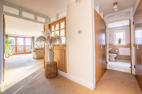 Flat 4, Blake Court, 120 Admirals Walk, Shoeburyness, Southend-on-sea, SS3 9FN