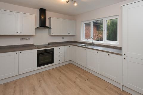 12 Applefield, Northwich, CW8 4TE