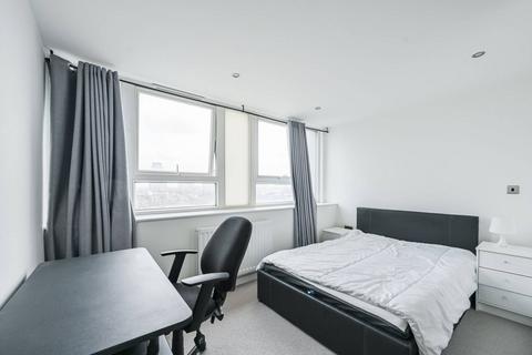 2 bedroom flat for sale, 6 Rainhill Way, London E3