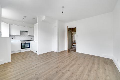 2 bedroom apartment to rent, Richmond Road, London E8