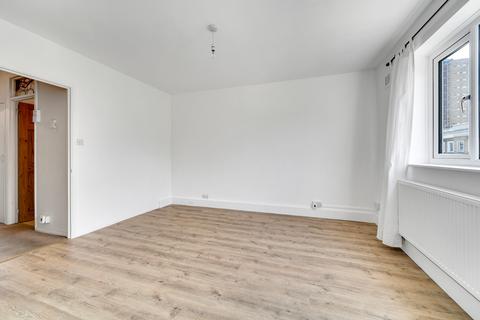 2 bedroom apartment to rent, Richmond Road, London E8