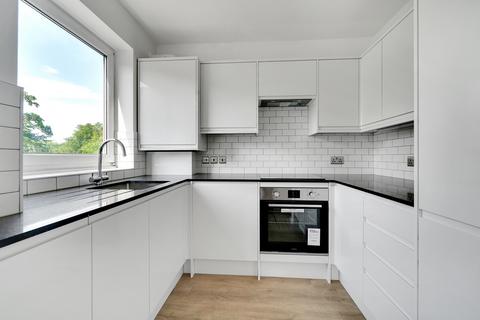2 bedroom apartment to rent, Richmond Road, London E8