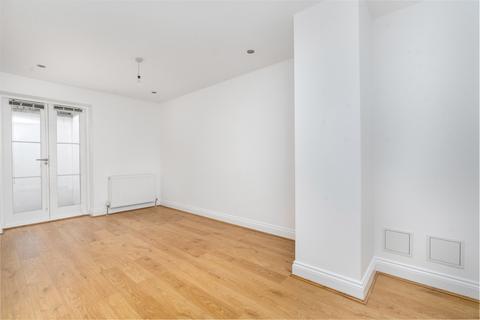 2 bedroom apartment for sale, Richmond Road, London E8