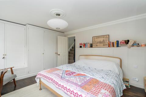 19 Horton Road, London, E8 1DP