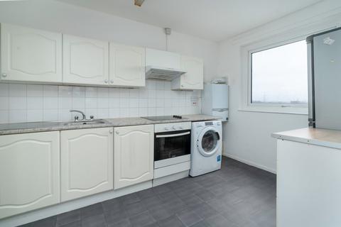 2 bedroom apartment to rent, Daubeney Road, London E5