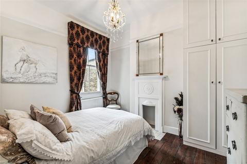 93 Marney Road, London, SW11 5EW