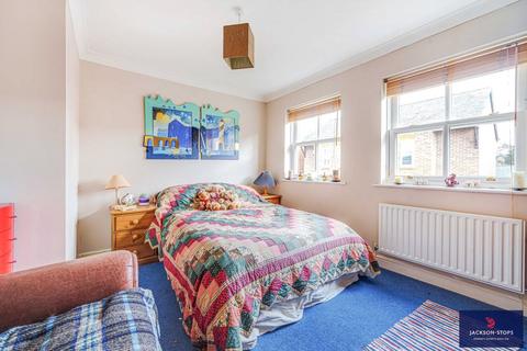 3 bedroom townhouse for sale - Tebbutts Yard, Earls Barton, Northampton, NN6
