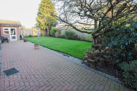 3 bedroom bungalow for sale, Shores Green Drive, Wincham, Northwich, CW9