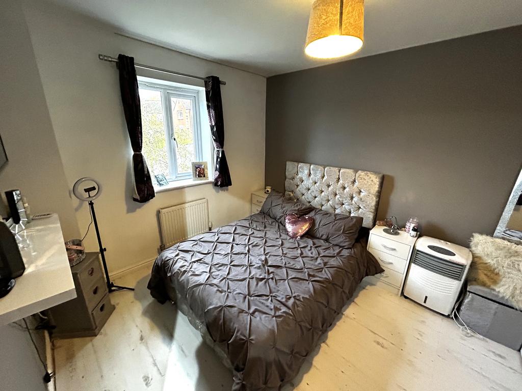 1t floor bed.jpeg