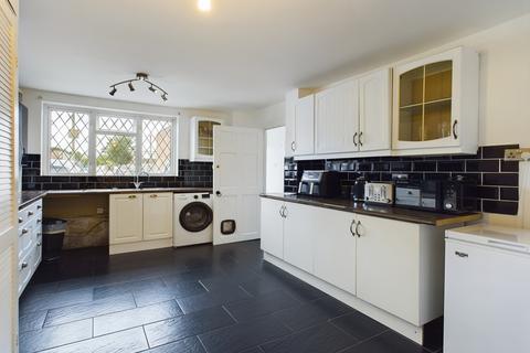 4 bedroom end of terrace house for sale, Juniper Square, Havant, Hampshire