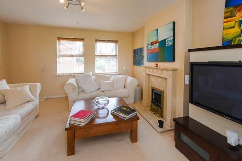 8 Foxendale Close, Northwich, CW8 4GZ