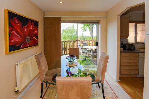 8 Foxendale Close, Northwich, CW8 4GZ
