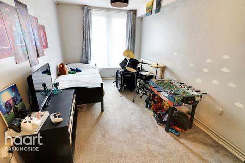 2 bedroom duplex for sale, Tiptree Crescent, Clayhall