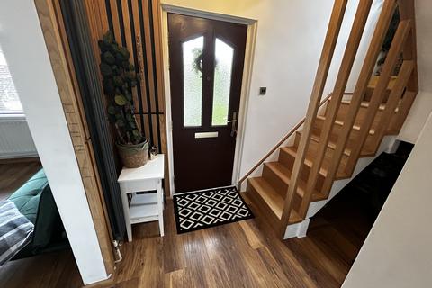 32 Leech Avenue, Ashton-under-lyne, OL6 8HH