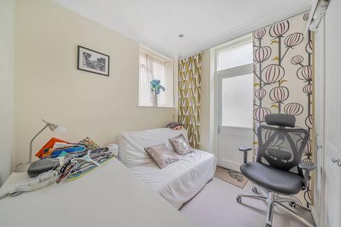 2 bedroom flat to rent, St George's Drive, Pimlico, London, SW1V