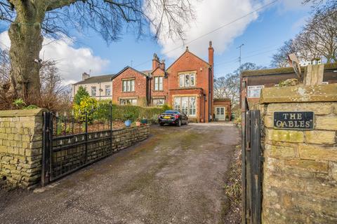 4 bedroom end of terrace house for sale - The Gables, Woodend Lane, Hyde
