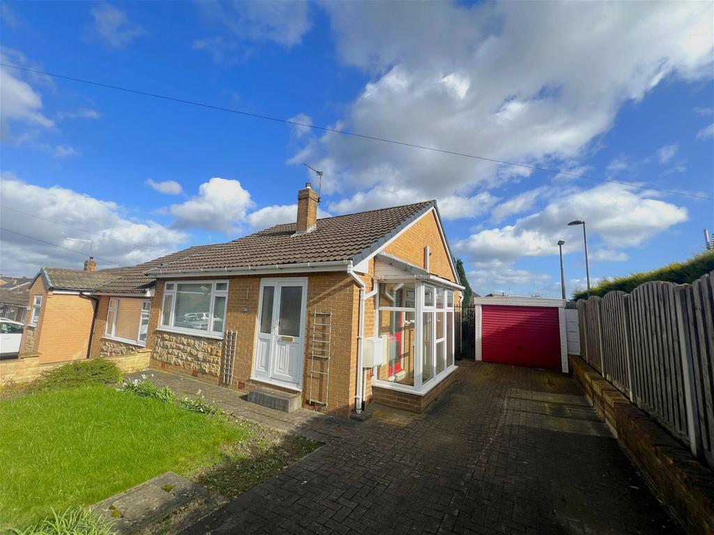 Hayfield Close, Dodworth, S75 3SH 2 bed detached bungalow for sale £
