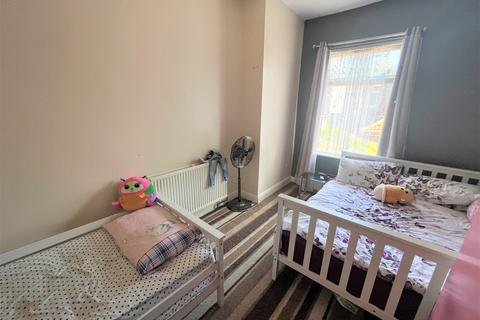 13 Norburn Road, Manchester, M13 0QQ