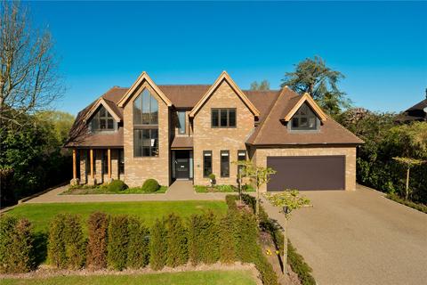 19 Riverside Drive, Esher, KT10 8PG