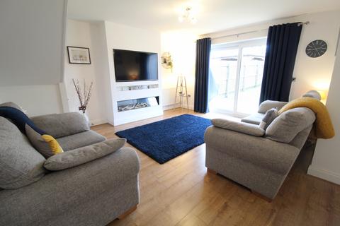 40 Beacon Road, Romiley, Stockport, SK6 3ET