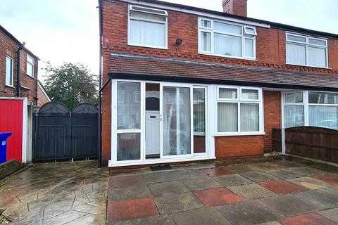 3 bedroom semi-detached house for sale, Brookthorpe Avenue, Burnage