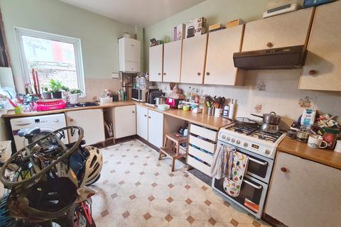 19 Forest Range, Manchester, M19 2ES