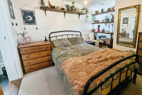 1 bedroom apartment for sale, Suttones Place, Southampton, Hampshire