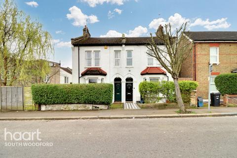 3 bedroom semi-detached house for sale, Violet Road, South Woodford