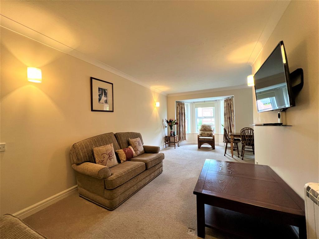 Living Area.jpg