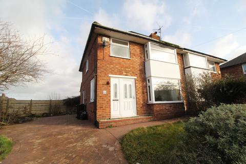 3 bedroom semi-detached house for sale - Beacon Road, Romiley