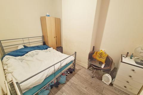 29 Audley Road, Manchester, M19 3EG