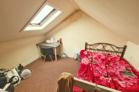 29 Audley Road, Manchester, M19 3EG