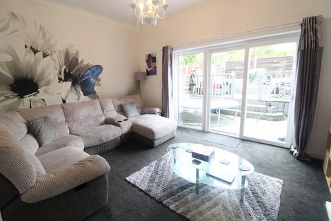 4 bedroom terraced house for sale, Sunfield, Romiley