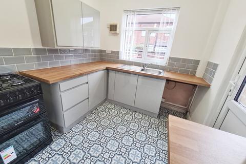 6 Rushden Road, Manchester, M19 3FW