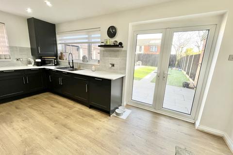27 Highcroft Avenue, Bispham, Blackpool, FY2 0BT