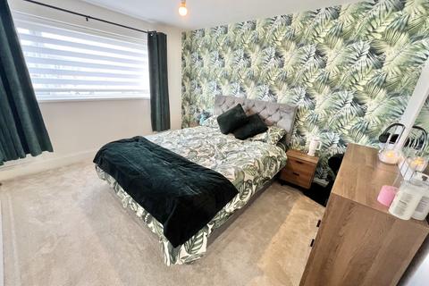 27 Highcroft Avenue, Bispham, Blackpool, FY2 0BT