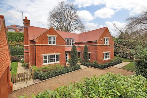Ferndown House Furzefield Chase, Dormans Park, East Grinstead, RH19 2LY