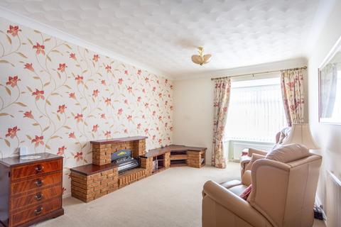 32 Anglian Way, Hopton, Great Yarmouth, NR31 9DB
