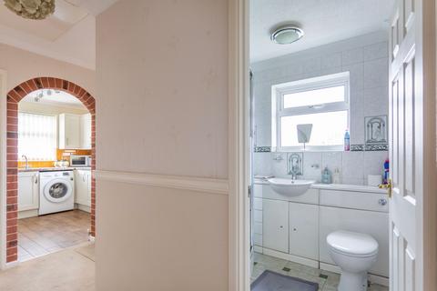 32 Anglian Way, Hopton, Great Yarmouth, NR31 9DB
