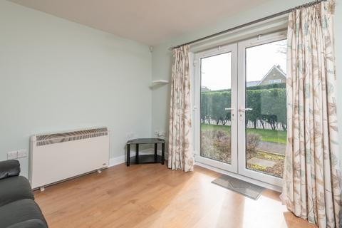 2 bedroom flat to rent - Bramble Mews, 573 Shadwell Lane, Leeds LS17