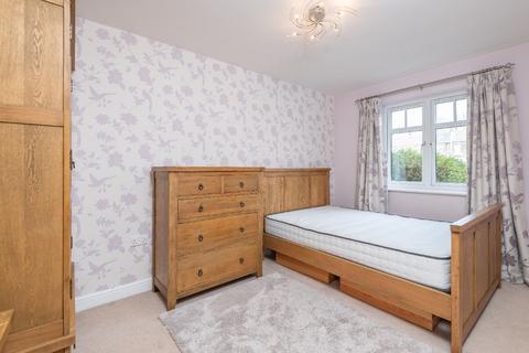 2 bedroom flat to rent - Bramble Mews, 573 Shadwell Lane, Leeds LS17