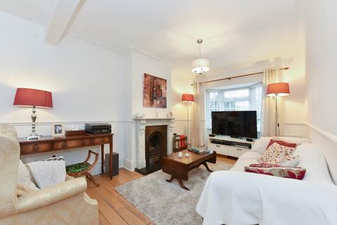 5 bedroom semi-detached house for sale - Perivale Lane, Ealing