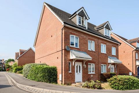 4 bedroom semi-detached house for sale - Baxendale Road, Chichester, West Sussex