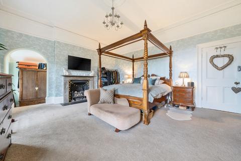 51 Beaumont Fee, Lincoln, LN1 1EZ