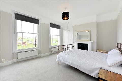 3 bedroom apartment for sale, Royal Parade, Blackheath, London, SE3