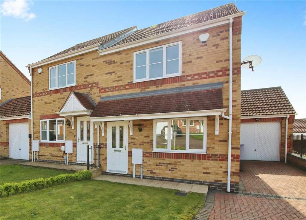 Middleway, Cherry Willingham 3 bed semidetached house for sale £220,000