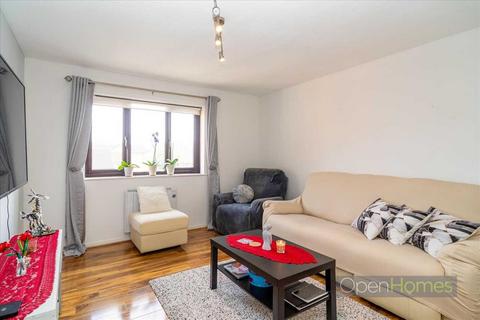 2 bedroom apartment for sale, Jackdaw Court, Harrier Road, Colindale