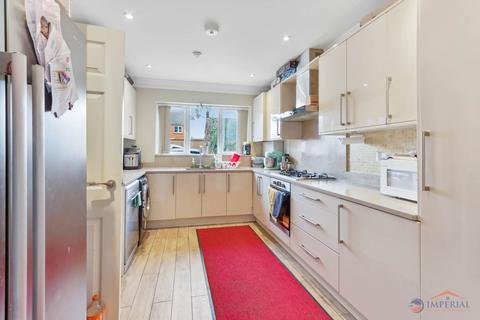 1, Sir John Court Vibia Close, Stanwell, Staines-upon-thames, TW19 7HR