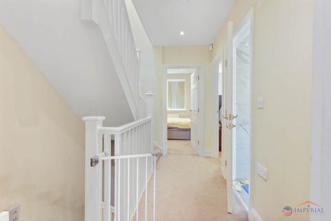1, Sir John Court Vibia Close, Stanwell, Staines-upon-thames, TW19 7HR