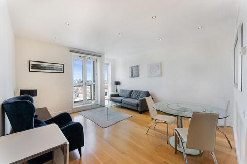 1 bedroom flat to rent, Eaton House, Canary Riverside, 38 Westferry Circus, London, E14
